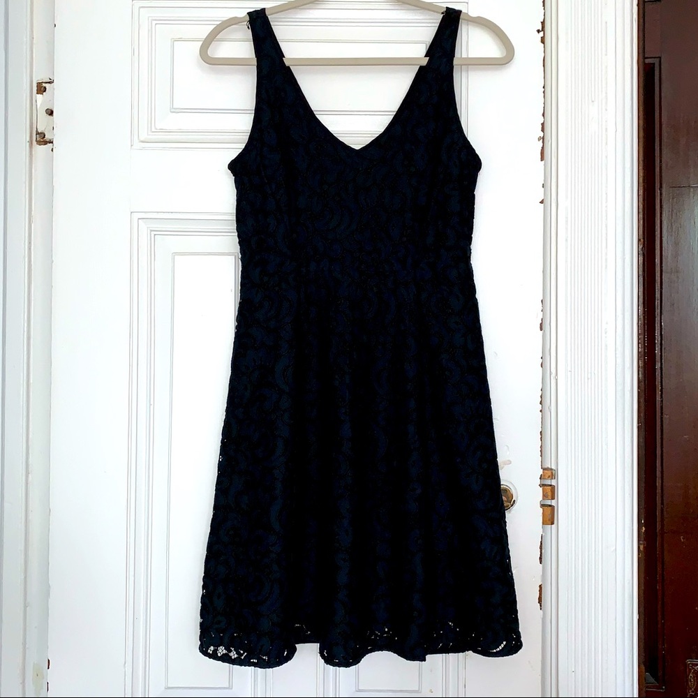 Ann Taylor LOFT, Black Lace V Neck Lace Dress, Size 2